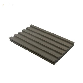 Outdoor Capped Composite Decking